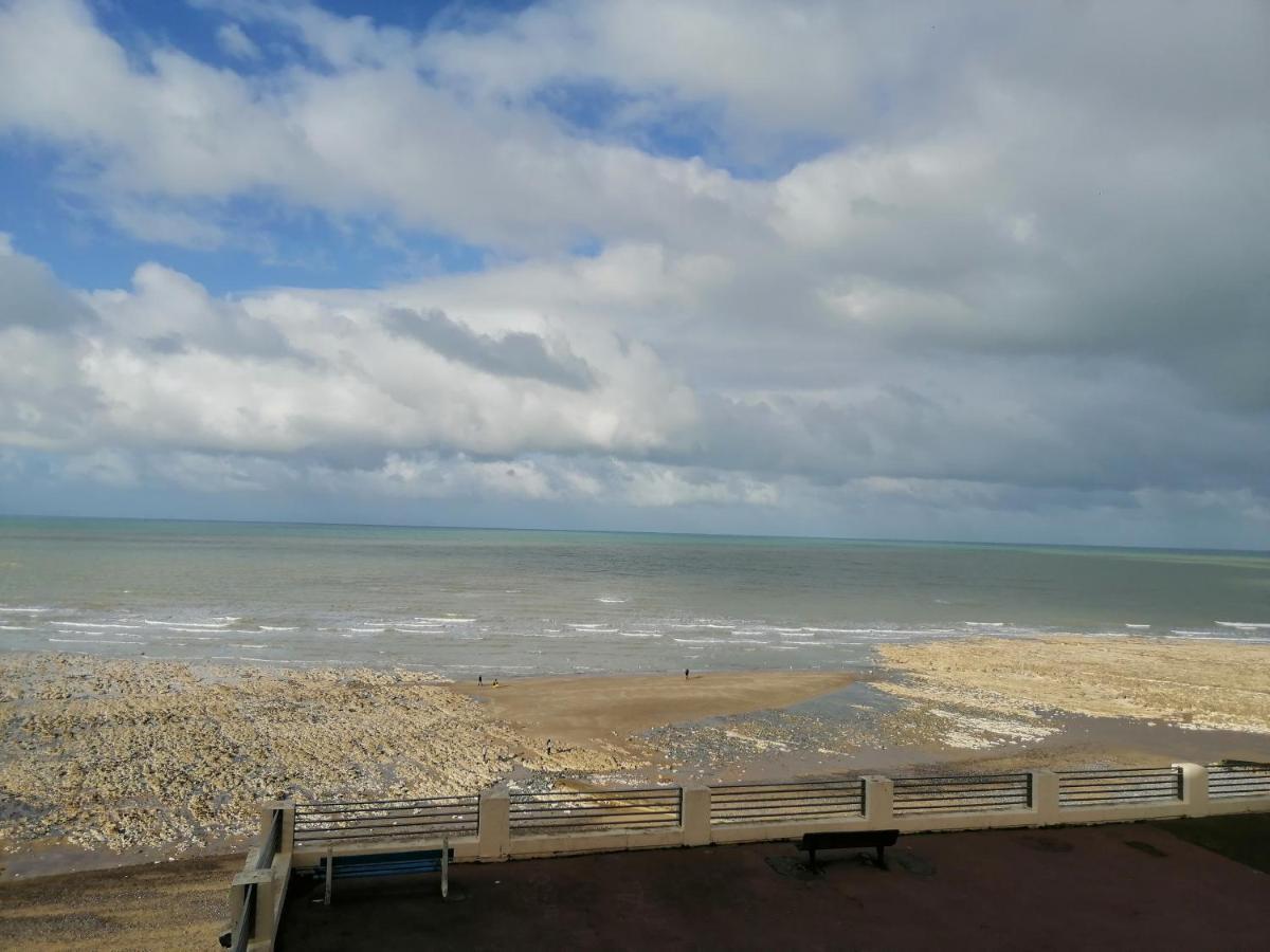 Apartament Le Cabanon Meneslies Zewnętrze zdjęcie